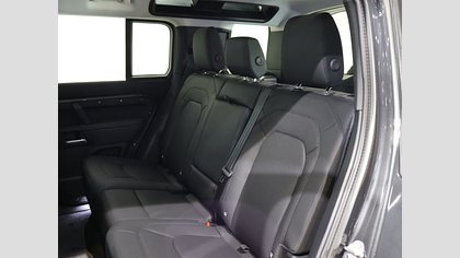 Defender 110 4