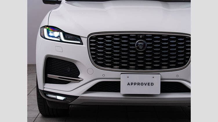 2021 認定中古車 Jaguar F-Pace フジホワイト P250 AWD（オートマチック） S