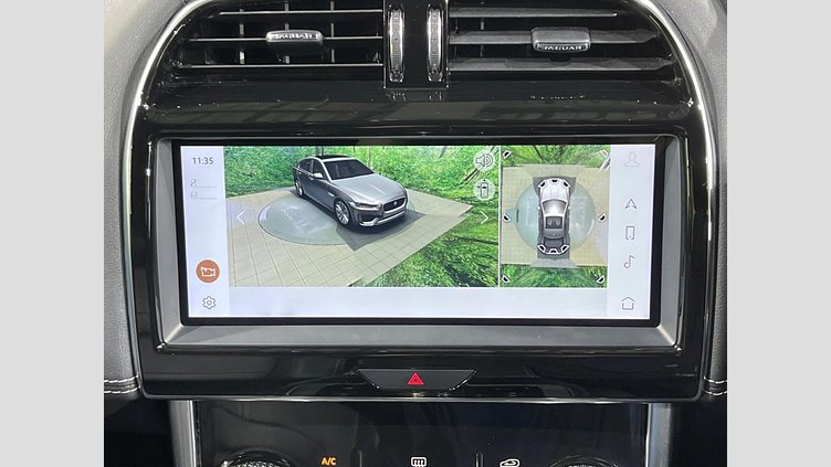 2021 認定中古車 Jaguar XE アイガーグレー D200 AWD（オートマチック）MHEV R-DYNAMIC S D200 AWD