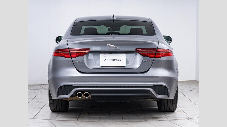 2021 認定中古車 Jaguar XE アイガーグレー D200 AWD（オートマチック）MHEV R-DYNAMIC S D200 AWD