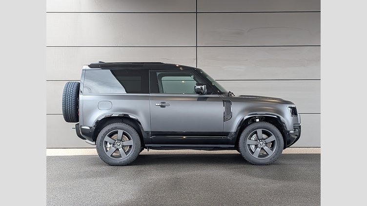 2025 認定中古車 Land Rover Defender 90 カルパチアングレイ D350 ディーゼルマイルドハイブリッド X-Dynamic HSE