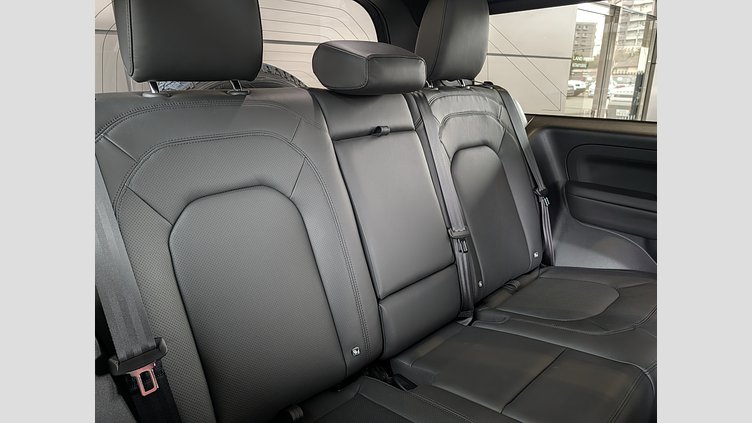 2025 認定中古車 Land Rover Defender 90 カルパチアングレイ D350 ディーゼルマイルドハイブリッド X-Dynamic HSE