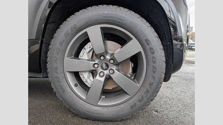 2025 認定中古車 Land Rover Defender 90 カルパチアングレイ D350 ディーゼルマイルドハイブリッド X-Dynamic HSE