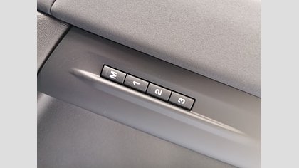 Range Rover Evoque 25