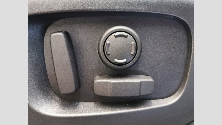 2024 認定中古車 Land Rover Range Rover Evoque オストゥーニパールホワイト D200マイルドハイブリッド（ディーゼル） スタンダードホイールベース S