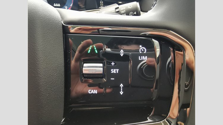 2024 認定中古車 Land Rover Range Rover Evoque カルパチアングレイ D200マイルドハイブリッド（ディーゼル） スタンダードホイールベース S