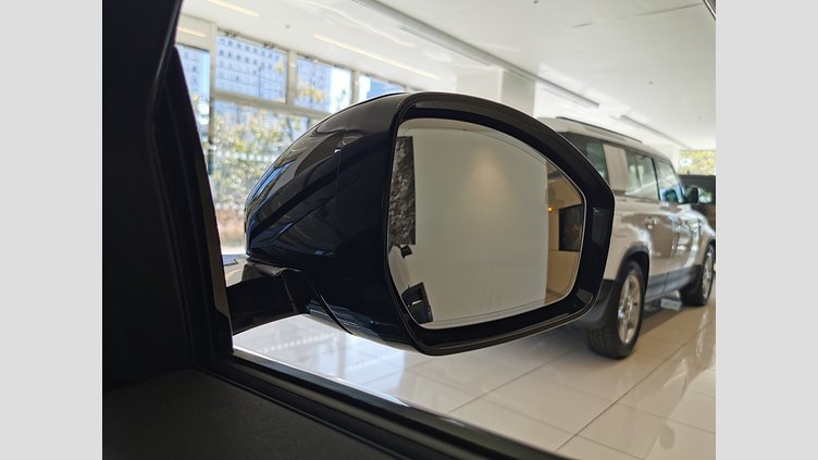 2024 認定中古車 Land Rover Range Rover Evoque カルパチアングレイ D200マイルドハイブリッド（ディーゼル） スタンダードホイールベース S