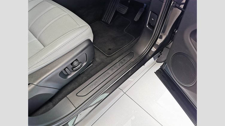 2024 認定中古車 Land Rover Range Rover Evoque カルパチアングレイ D200マイルドハイブリッド（ディーゼル） スタンダードホイールベース S