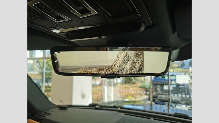 2024 認定中古車 Land Rover Defender 90 サントリーニブラック D300 AWD（AT） X