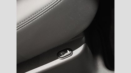 Range Rover Velar 40