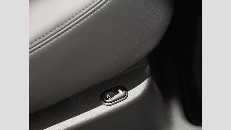 2023 認定中古車 Land Rover Range Rover Velar ザダルグレイ D200マイルドハイブリッド（ディーゼル） Standard Wheelbase Dynamic HSE