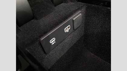 Range Rover Velar 37