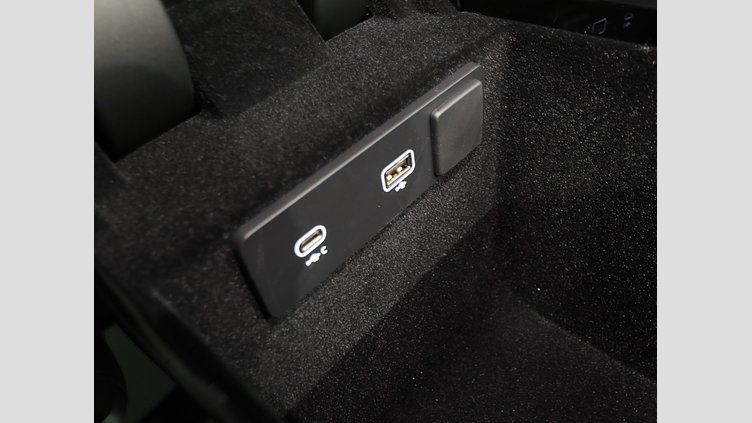 2023 認定中古車 Land Rover Range Rover Velar ザダルグレイ D200マイルドハイブリッド（ディーゼル） Standard Wheelbase Dynamic HSE