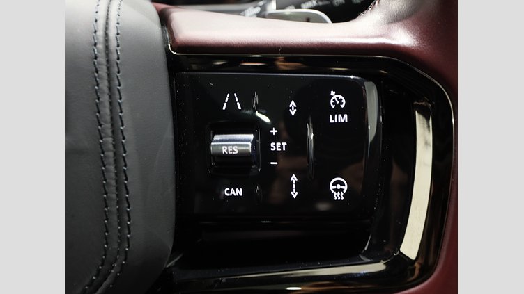 2023 認定中古車 Land Rover Range Rover Velar ザダルグレイ D200マイルドハイブリッド（ディーゼル） Standard Wheelbase Dynamic HSE