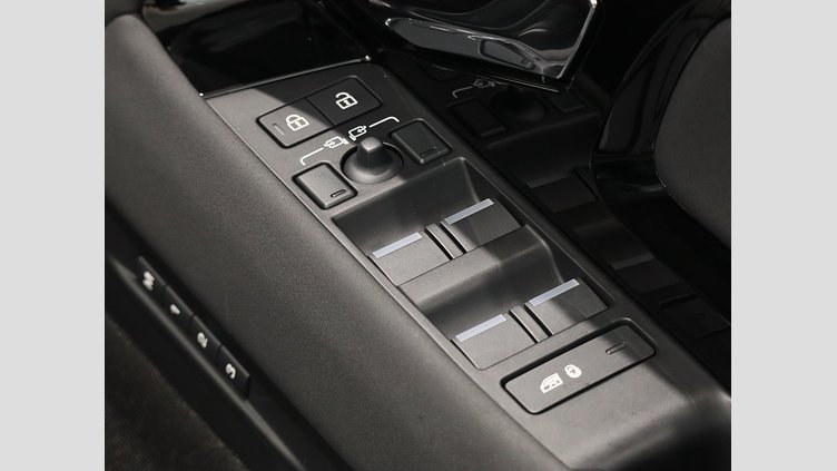 2024 認定中古車 Land Rover Range Rover Evoque アイガーグレイ D200マイルドハイブリッド（ディーゼル） スタンダードホイールベース S