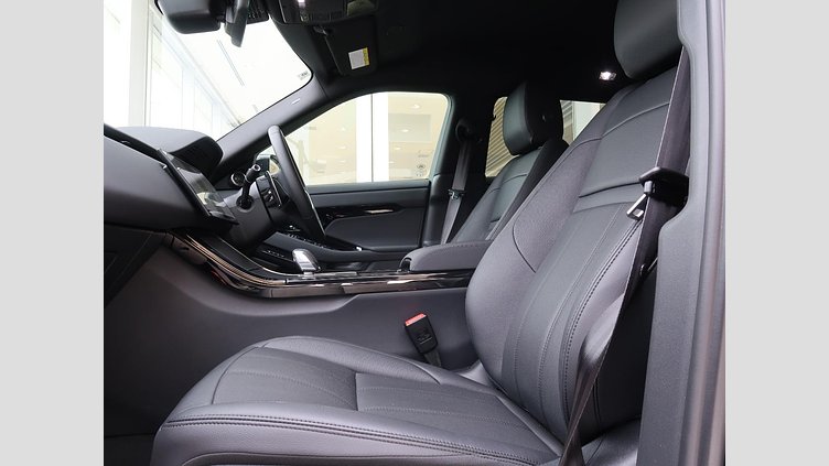 2024 認定中古車 Land Rover Range Rover Evoque サントリーニブラック D200マイルドハイブリッド（ディーゼル） Standard Wheelbase DYNAMIC SE