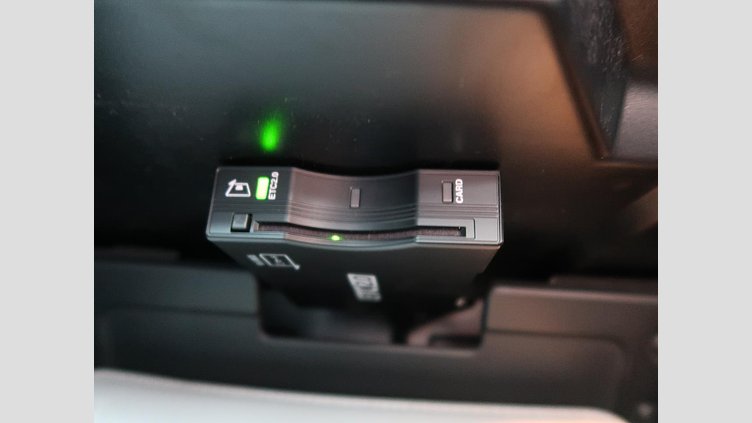 2024 認定中古車 Land Rover Range Rover Evoque サントリーニブラック D200マイルドハイブリッド（ディーゼル） Standard Wheelbase DYNAMIC SE