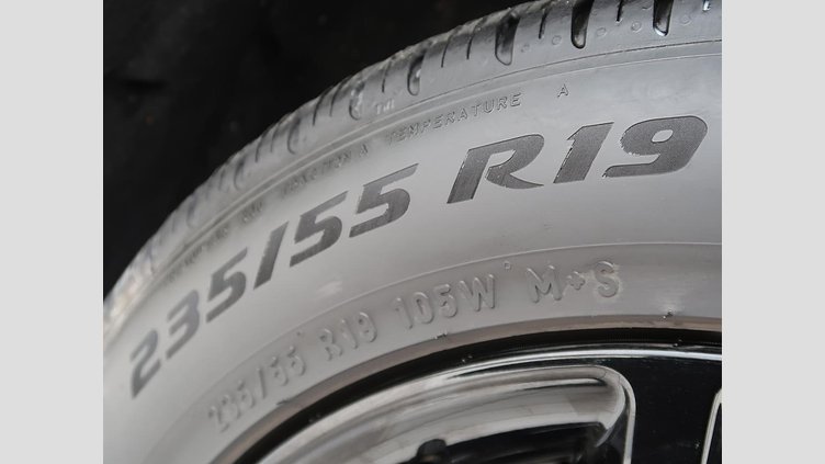 2024 認定中古車 Land Rover Range Rover Evoque サントリーニブラック D200マイルドハイブリッド（ディーゼル） Standard Wheelbase DYNAMIC SE