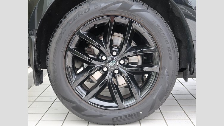 2024 認定中古車 Land Rover Range Rover Evoque サントリーニブラック D200マイルドハイブリッド（ディーゼル） Standard Wheelbase DYNAMIC SE