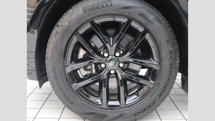 2024 認定中古車 Land Rover Range Rover Evoque サントリーニブラック D200マイルドハイブリッド（ディーゼル） Standard Wheelbase DYNAMIC SE