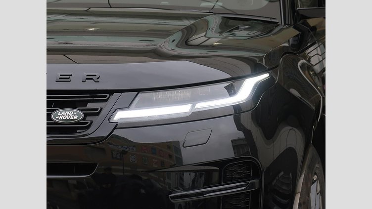2024 認定中古車 Land Rover Range Rover Evoque サントリーニブラック D200マイルドハイブリッド（ディーゼル） Standard Wheelbase DYNAMIC SE