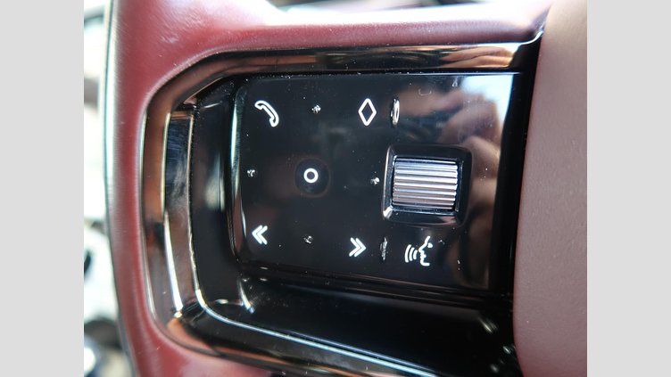 2023 認定中古車 Land Rover Range Rover Sport カルパチアングレイ 3.0リッター6気筒300PSターボチャージドディーゼルMHEV（オートマチック） DYNAMIC SE