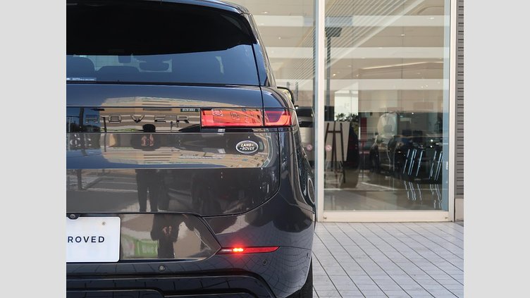 2023 認定中古車 Land Rover Range Rover Sport カルパチアングレイ 3.0リッター6気筒300PSターボチャージドディーゼルMHEV（オートマチック） DYNAMIC SE