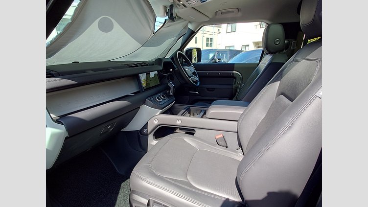 2023 認定中古車 Land Rover Defender 90 アイガーグレイ P300 AWD（AT） S