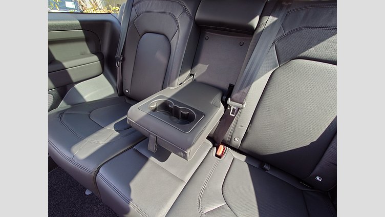 2023 認定中古車 Land Rover Defender 90 アイガーグレイ P300 AWD（AT） S