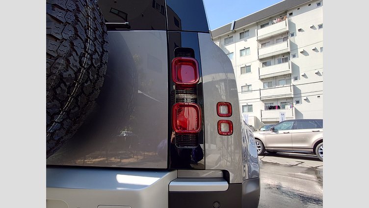 2023 認定中古車 Land Rover Defender 90 アイガーグレイ P300 AWD（AT） S
