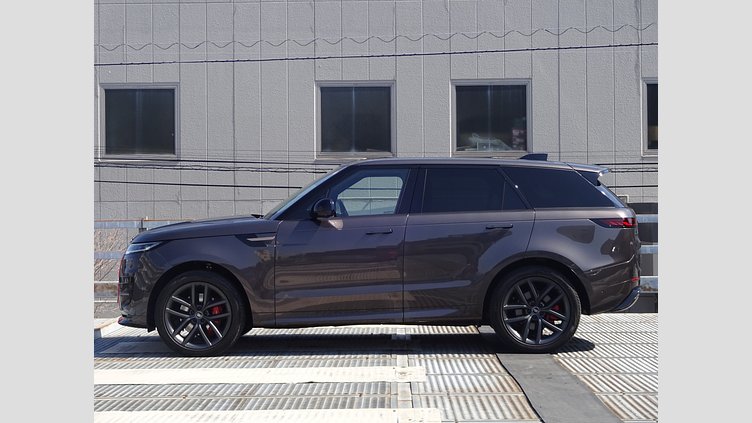 2022 認定中古車 Land Rover Range Rover Sport Charente Grey 3.0リッター6気筒300PSターボチャージドディーゼルMHEV（オートマチック） DYNAMIC S