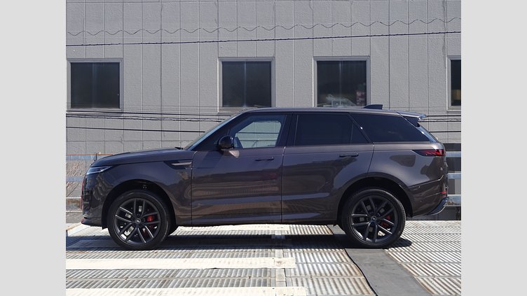 2022 認定中古車 Land Rover Range Rover Sport Charente Grey 3.0リッター6気筒300PSターボチャージドディーゼルMHEV（オートマチック） DYNAMIC S