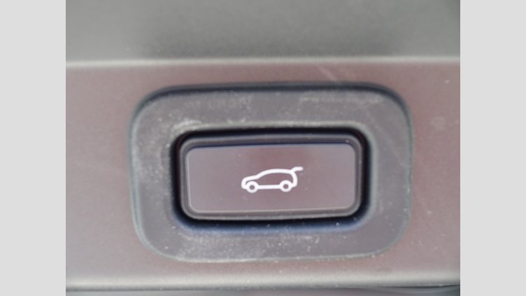 2022 認定中古車 Land Rover Range Rover Sport Charente Grey 3.0リッター6気筒300PSターボチャージドディーゼルMHEV（オートマチック） DYNAMIC S