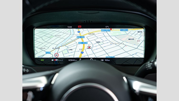 2019 認定中古車 Jaguar XE ユーロンホワイト P250 RWD AUTOMATIC R-DYNAMIC SE　P250