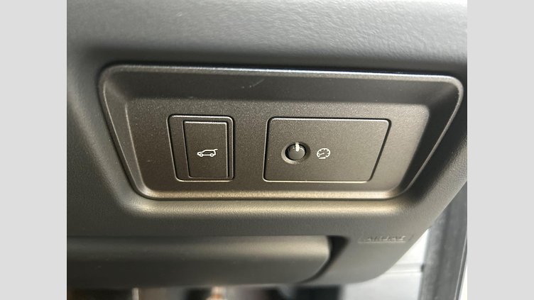 2018 認定中古車 Land Rover Range Rover Evoque Yulong White 2.0 litre i4P​ ランドマークエディション