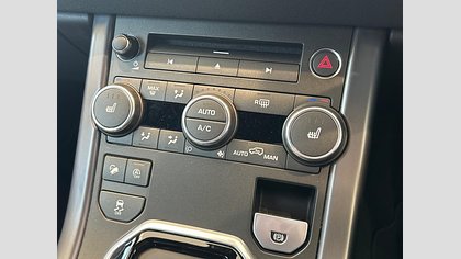 Range Rover Evoque 29