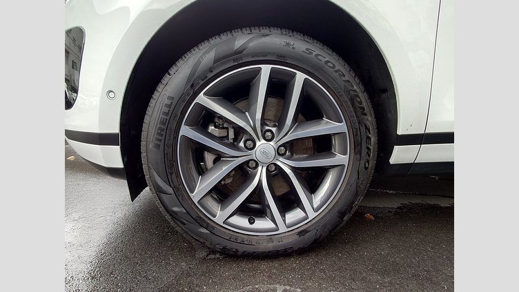 2024 認定中古車 Land Rover Range Rover Evoque フジホワイト P200（ガソリン） スタンダードホイールベース S