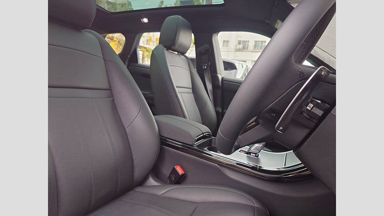 2024 認定中古車 Land Rover Range Rover Evoque フジホワイト P200（ガソリン） スタンダードホイールベース S