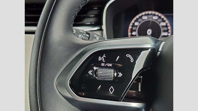 2023 認定中古車 Jaguar F-Pace サントリーニブラック P250 AWD（オートマチック） R-DYNAMIC SE