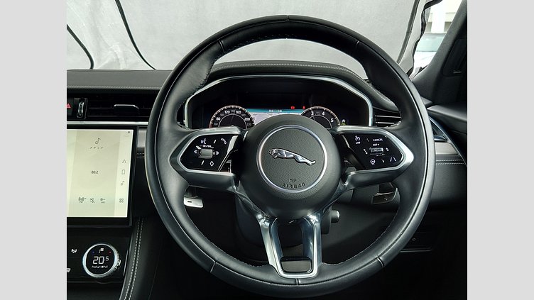 2023 認定中古車 Jaguar F-Pace サントリーニブラック P250 AWD（オートマチック） R-DYNAMIC SE