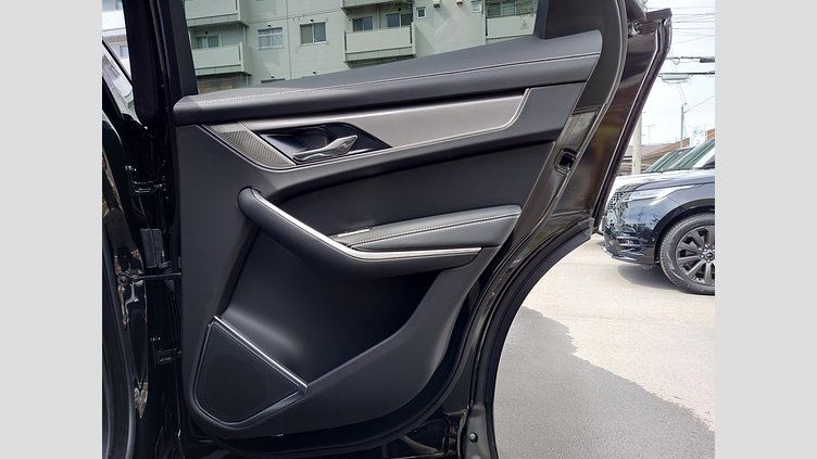 2023 認定中古車 Jaguar F-Pace サントリーニブラック P250 AWD（オートマチック） R-DYNAMIC SE