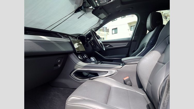 2023 認定中古車 Jaguar F-Pace サントリーニブラック P250 AWD（オートマチック） R-DYNAMIC SE