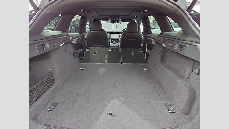 2023 認定中古車 Jaguar F-Pace サントリーニブラック P250 AWD（オートマチック） R-DYNAMIC SE