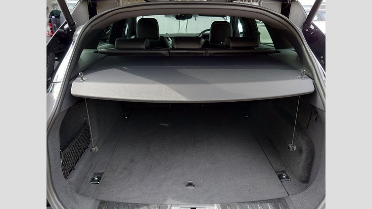 2023 認定中古車 Jaguar F-Pace サントリーニブラック P250 AWD（オートマチック） R-DYNAMIC SE