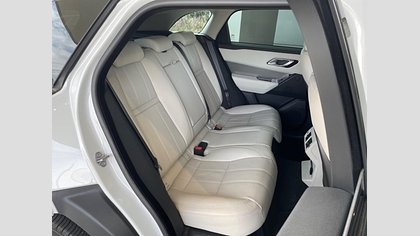 Range Rover Velar 37