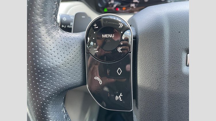 2018 認定中古車 Land Rover Range Rover Velar フジホワイト P300 S