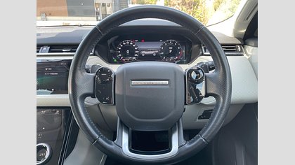 Range Rover Velar 40