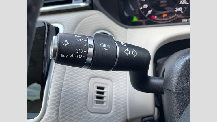 2018 認定中古車 Land Rover Range Rover Velar フジホワイト P300 S