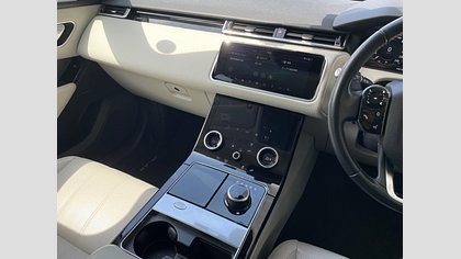 Range Rover Velar 29