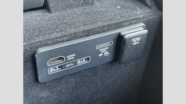 2018 認定中古車 Land Rover Range Rover Velar フジホワイト P300 S